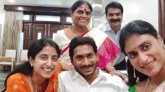 నా కొడుకుతో డైరెక్టుగా ఫైట్‌ చేయండి: వైఎస్‌ విజయమ్మ