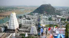 సికింద్రాబాద్ నుంచి శ్రీకాళహస్తికి మారిన అఘోరీ సీన్