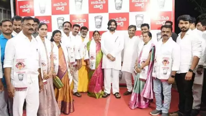 విజయవాడ కార్పొరేషన్‌లో అడుగు పెట్టిన జనసేన