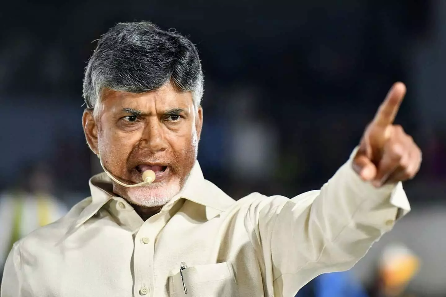 దేశంలో చంద్రబాబే అత్యంత శక్తివంతమైన సీఎం