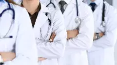 డాక్టరునంటూ రోగులకు వైద్యం, నకిలీ డాక్టరుపై మెడికల్ కౌన్సిల్ కేసు