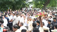 అధికార లాంఛనాలతో రామ్మూర్తి నాయుడు అంత్యక్రియలు ..