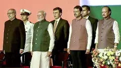 మహారాష్ట్ర సీఎంగా ప్రమాణ స్వీకారం చేసిన దేవేంద్ర ఫడ్నవీస్..