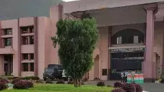 వివాదాలకు కేంద్రం.. విశాఖ కేంద్ర కారాగారం..