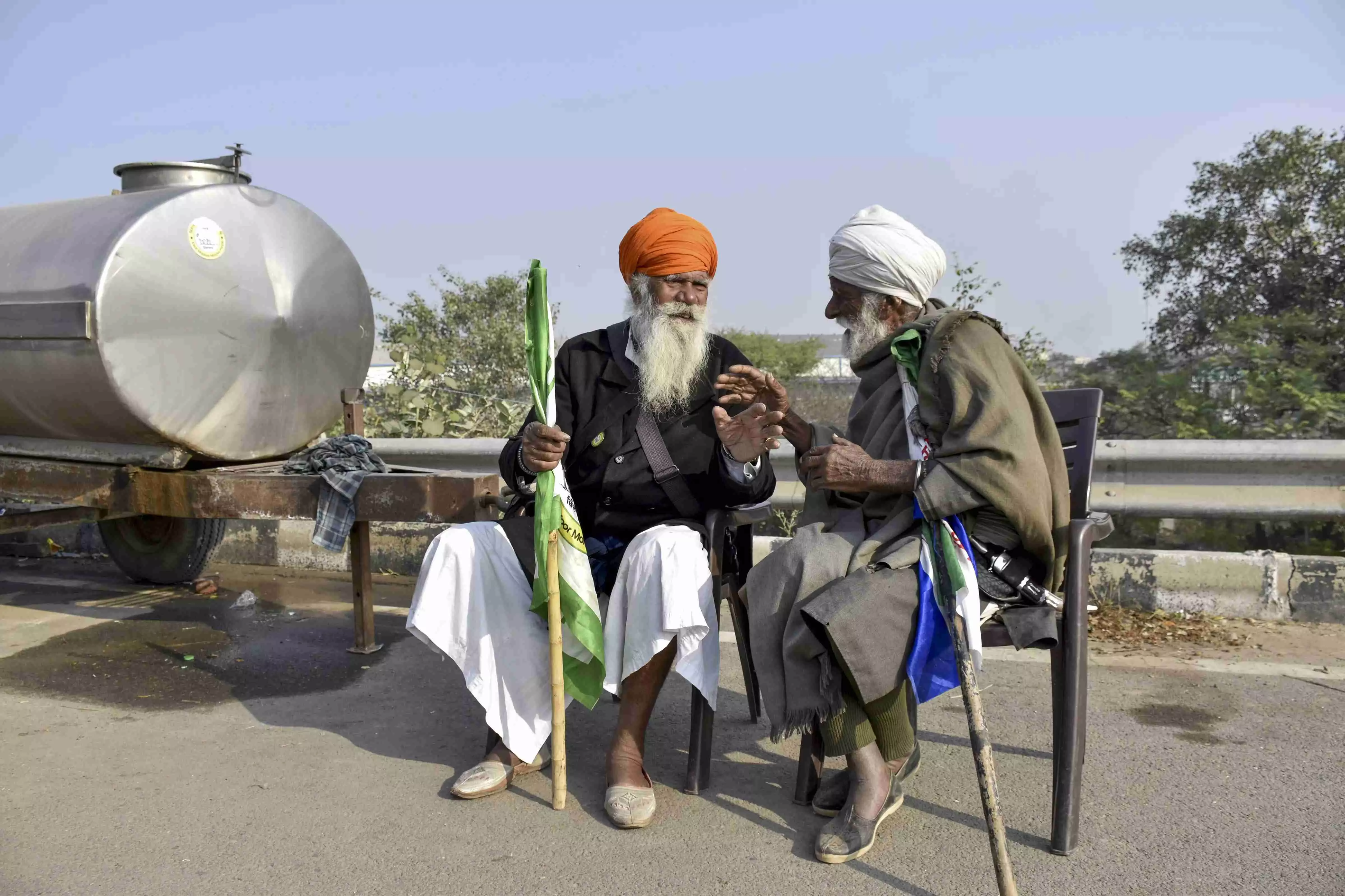 Farmers Agitation | రైతులతో చర్చలు జరపాలంటున్న NDA మిత్రపక్షాలు..