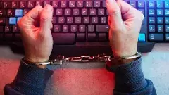 ట్రాయ్ అధికారినని రూ. 11 కోట్లు కొట్టేసిన సైబర్ నేరగాళ్లు