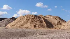 ఇసుకలో కనిపించకుండా కాంట్రాక్టర్ల దోపిడీ!