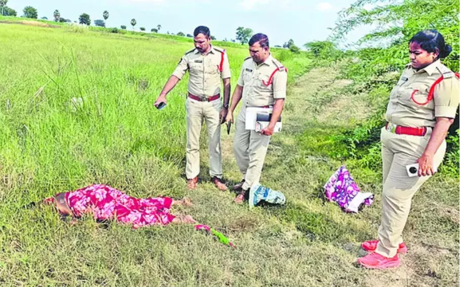 పెరిగిన మహిళల హత్యలు దేనికి సంకేతం