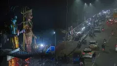 ఢిల్లీలో జీరో విజిబిలిటీ, 160 విమానాలు, 51 రైళ్లపై ఎఫెక్ట్