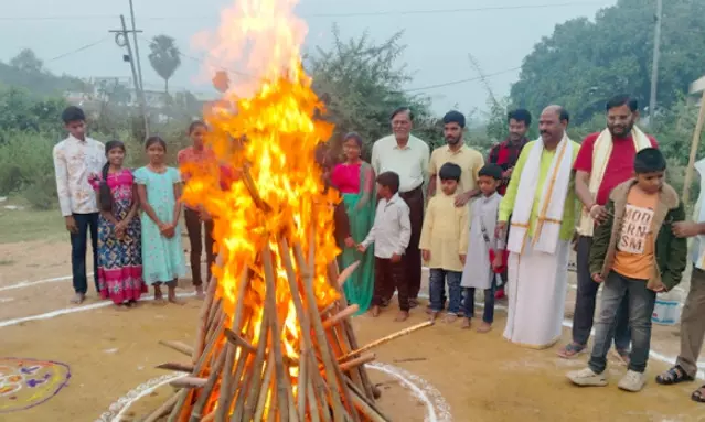 PONGAL | ఊరూరా భోగి మంటలు.. రురువు కథేంటీ..