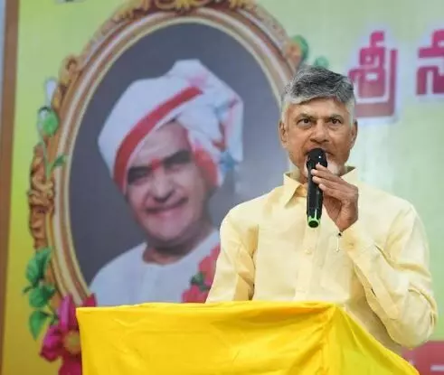 ఎన్టీఆర్‌ సభలో లోకేష్‌ను మెచ్చుకున్న చంద్రబాబు