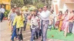 IFS|ఇంటి ఓనర్ కాఠిన్యం.. ఆఫీసులోనే అధికారి అంత్యక్రియలు!