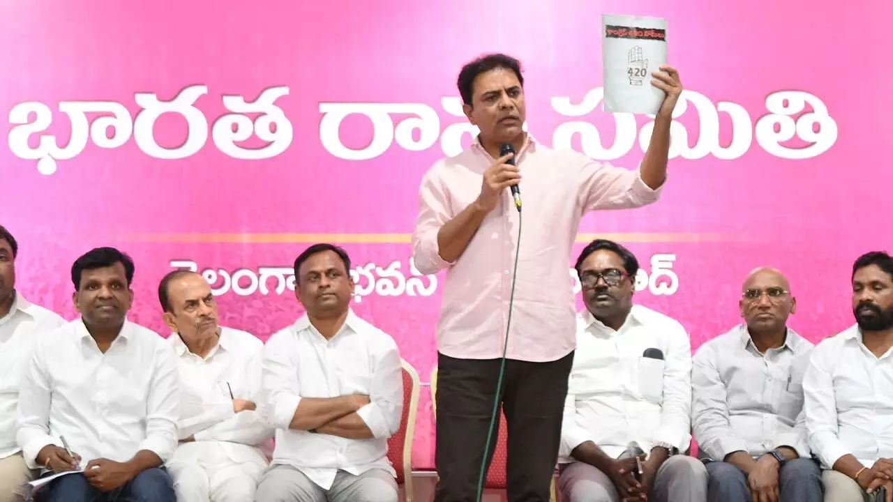 KTR | ‘ఏడాది పాలనలో రేవంత్ 12 ఉద్యోగాలైనా ఇవ్వలేదు’