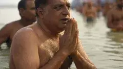 కుంభమేళా ఫొటోఫై ప్రకాష్‌ రాజ్‌ సీరియస్‌