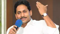 జగన్ 2.Oపై సెటైర్లు పేలుతున్నాయి, ఎందుకు?