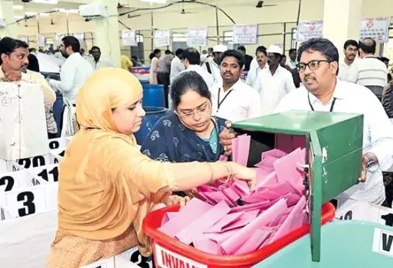 కోస్తాంధ్రలో కూటమి గెలుపు, ఉత్తరాంధ్రలో ఓటమి