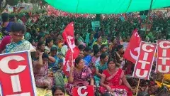 అరెస్టులు దాటుకొని..విజయవాడకు చేరుకుని