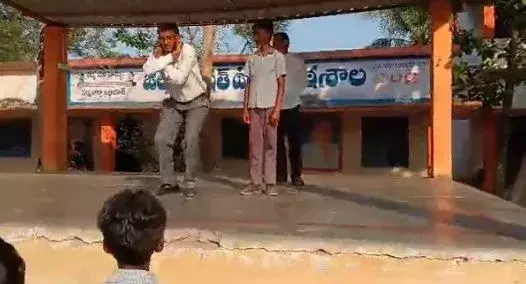 గుంజీలు తీసిన హెడ్మాస్టర్‌ను మంత్రి లోకేష్‌ మెచ్చుకున్నారు