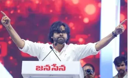 హిందీ వద్దంటూ తమిళ సినిమాలను డబ్ చేస్తారా? పవన్ కళ్యాణ్