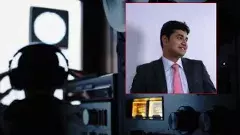 శ్రవణ్ రావు  ఆ రెండు ఫోన్లను ఇస్తాడా ?