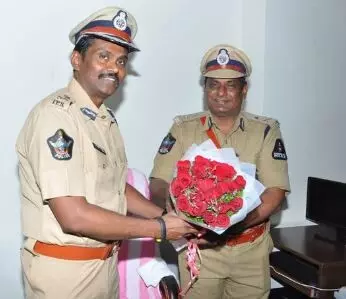 హైకోర్టు బెయిలిచ్చింది..సుప్రీం కోర్టు నోటీసులిచ్చింది హైకోర్టు బెయిలిచ్చింది..సుప్రీం కోర్టు నోటీసులిచ్చింది