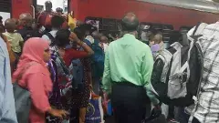 ఢిల్లీ రైలు ప్రయాణంలో ఎన్ని సరిగమలో...