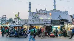 వక్ఫ్ ఆస్తులలో ఎక్కువ భాగం ఆక్రమించినవి ఖబరిస్థాన్, మసీదులే..