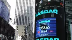 ట్రంప్ సుంకాల మోతతో  స్టాక్ మార్కెట్ లో భూకంపం