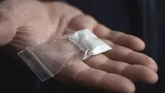 డ్రగ్స్ తో మాజీ చీఫ్ సెక్రటరీ కొడుకును అరెస్టుచేసిన పోలీసులు