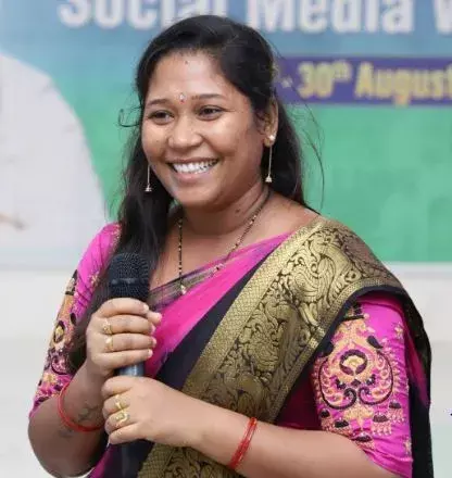 రిమాండ్‌కు వైసీపీ సోషల్‌ మీడియా మహిళా కార్యకర్త