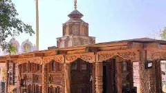 నాటి మావోయిస్టు కోటలో అందమైన అమ్మవారి కలప ఆలయం...