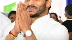 విశాఖ వైసీపీ కార్పొరేటర్లకు హాట్సాఫ్‌ చెప్పిన జగన్‌