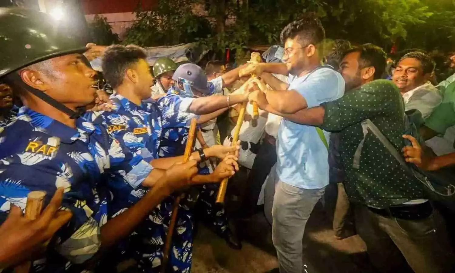 బెంగాల్‌లో WBSSC కార్యాలయం దిగ్బంధం