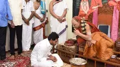 గత వైభవం ఏమైందీ స్వామీ స్వరూపానంద!