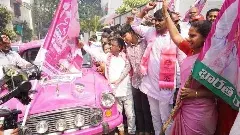 బీఆర్‌ఎస్ రజతోత్సవ వేళ పూరి బీచ్ లో కేసీఆర్ సైకత శిల్పం