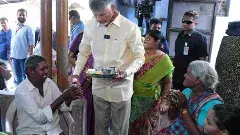 పర్యటనల్లో పంథా మార్చిన చంద్రబాబు