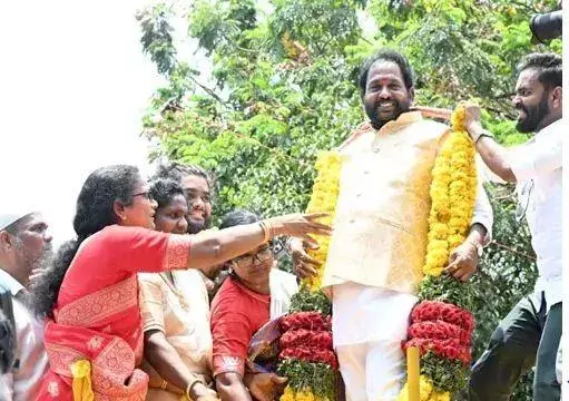 విశాఖ మేయర్‌గా పీలా శ్రీనివాసరావు ఏకగ్రీవం