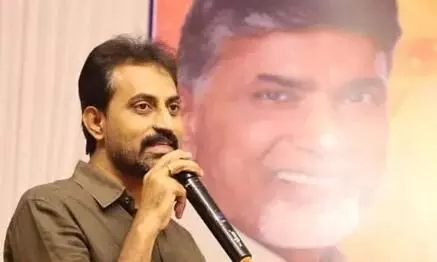 టీడీపీ నేత వీరయ్య చౌదరిని పొడిచిన ప్రతి పోటుకు రూ.2లక్షలు టీడీపీ నేత వీరయ్య చౌదరిని పొడిచిన ప్రతి పోటుకు రూ.2లక్షలు