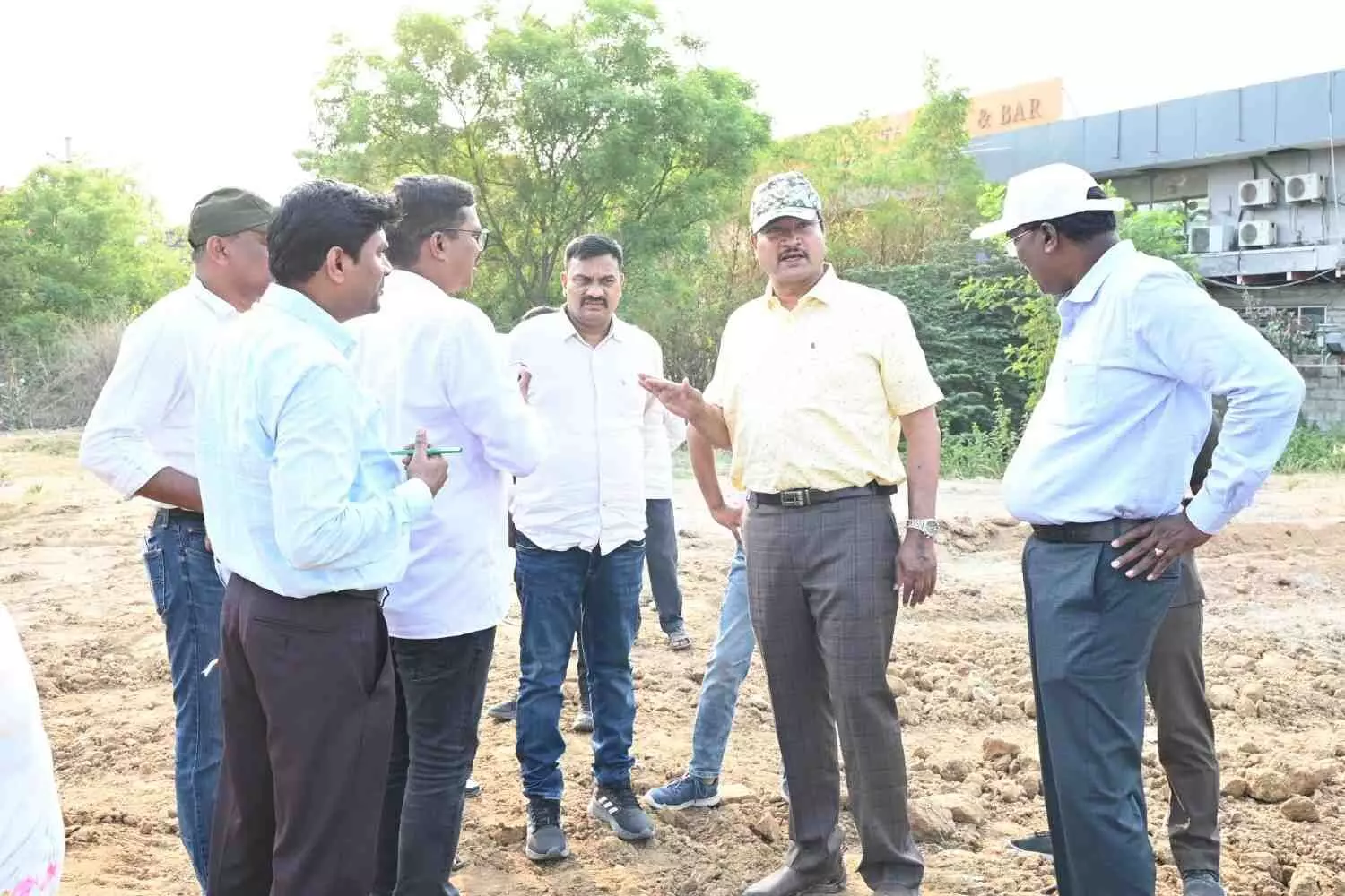 హైదరాబాద్లో ప్రజోపయోగ పనులపై ‘హైడ్రా’ దృష్టి హైదరాబాద్లో ప్రజోపయోగ పనులపై ‘హైడ్రా’ దృష్టి
