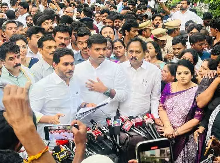ఏడాది చంద్రబాబు పాలనలో ఎన్నో దుర్ఘటనలు
