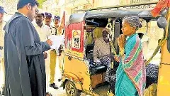 వృద్ధ దంపతులను చూసి చలించిన జడ్జి, ఎట్టకేలకు న్యాయం