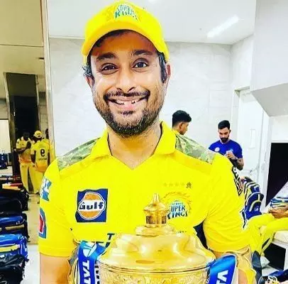 అంబటి రాయుడుపై సోషల్ మీడియా ’యుద్ధం‘ అంబటి రాయుడుపై సోషల్ మీడియా ’యుద్ధం‘