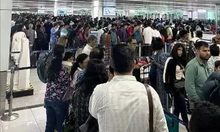 ఢిల్లీలో విమాన సర్వీసులు రద్దు .. ఢిల్లీలో విమాన సర్వీసులు రద్దు ..