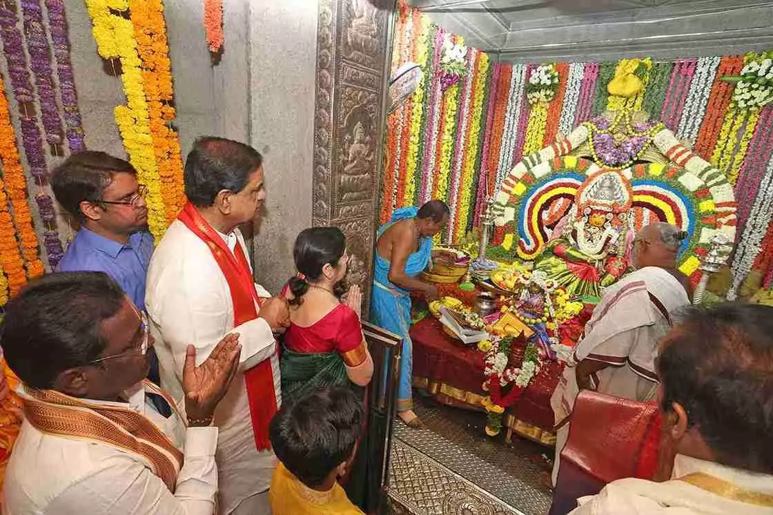 శ్రీ తాతయ్యగుంట గంగమ్మకు శ్రీవారి సారె శ్రీ తాతయ్యగుంట గంగమ్మకు శ్రీవారి సారె