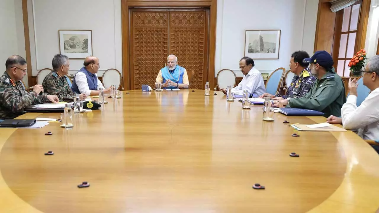 ఆపరేషన్ సిందూర్ లైవ్: కాల్పుల విరమణపై నేడే కీలక సమావేశం..! ఆపరేషన్ సిందూర్ లైవ్: కాల్పుల విరమణపై నేడే కీలక సమావేశం..!