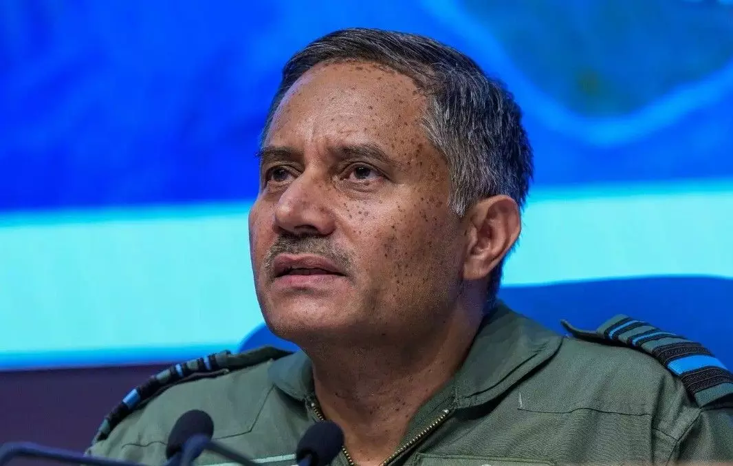 బలగాలను వెనక్కి రప్పించడంపై డీజీఎంల స్థాయిలో చర్చలు బలగాలను వెనక్కి రప్పించడంపై డీజీఎంల స్థాయిలో చర్చలు