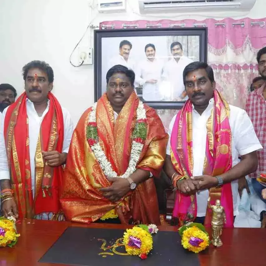 మాచర్ల మున్సిపల్‌ చైర్మన్‌ తొలగింపు