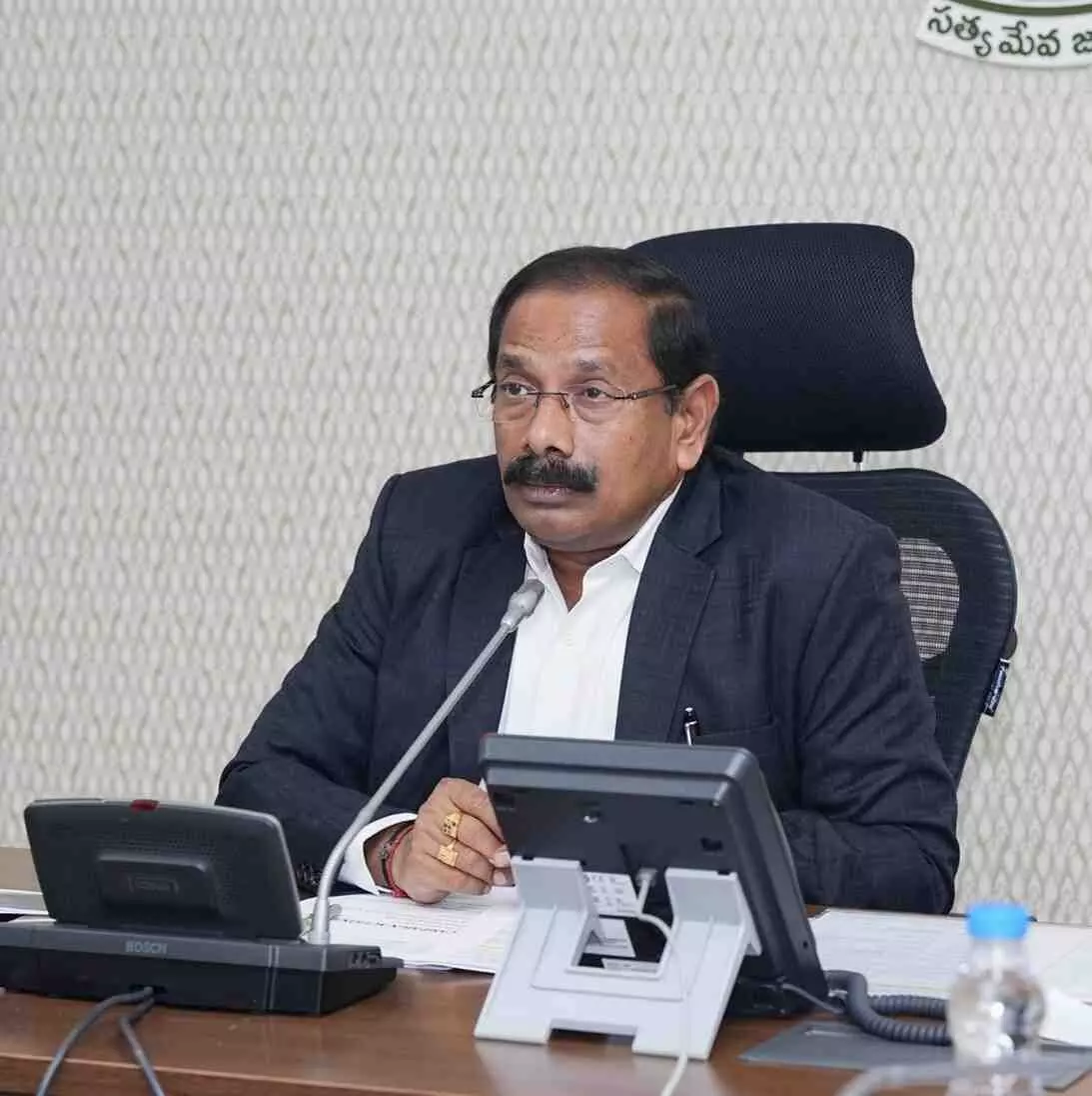 విశాఖ అంతర్జాతీయ యోగా దినోత్సవ వేడుకలకు మోదీ హాజరు