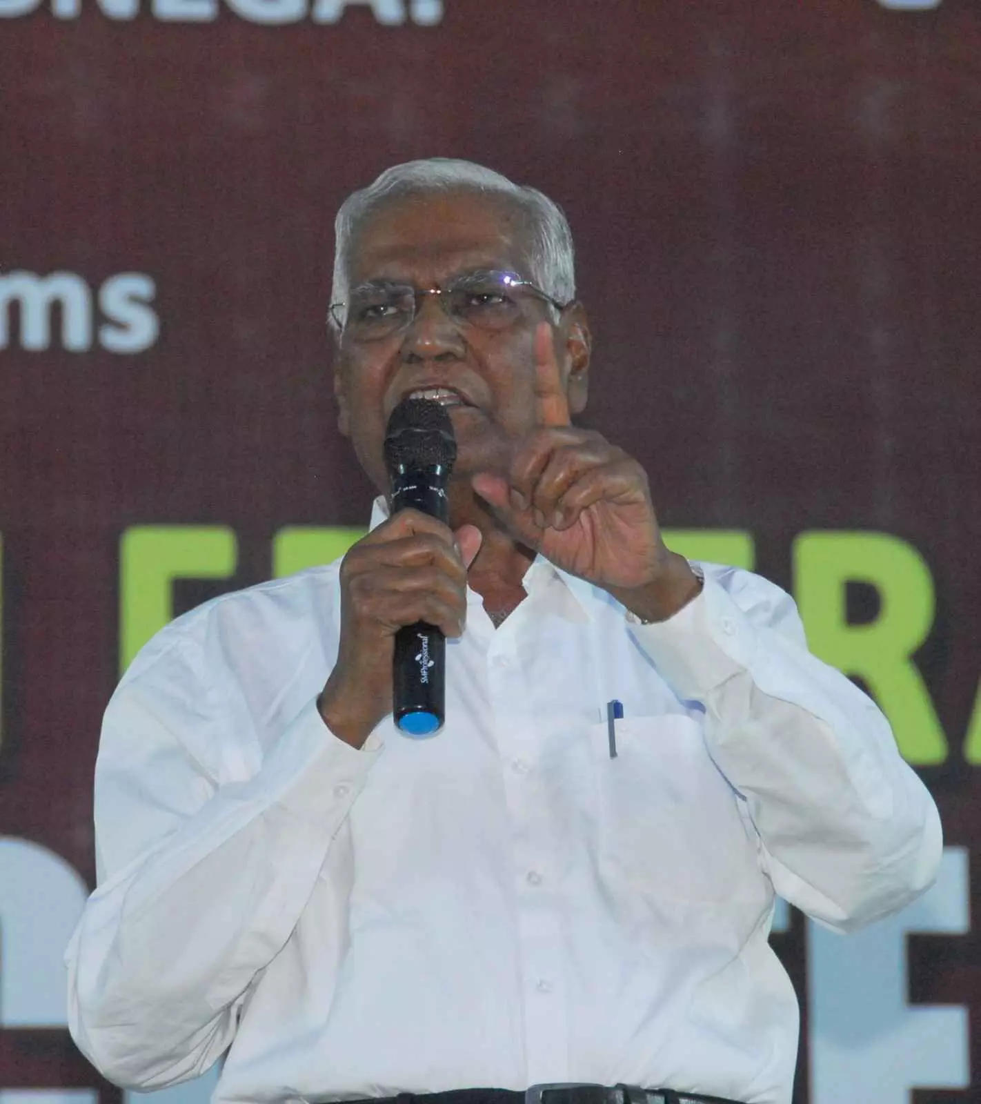 కాల్పుల విరమణపై సందేహాలు ఉన్నాయంటున్న సీపీఐ కాల్పుల విరమణపై సందేహాలు ఉన్నాయంటున్న సీపీఐ