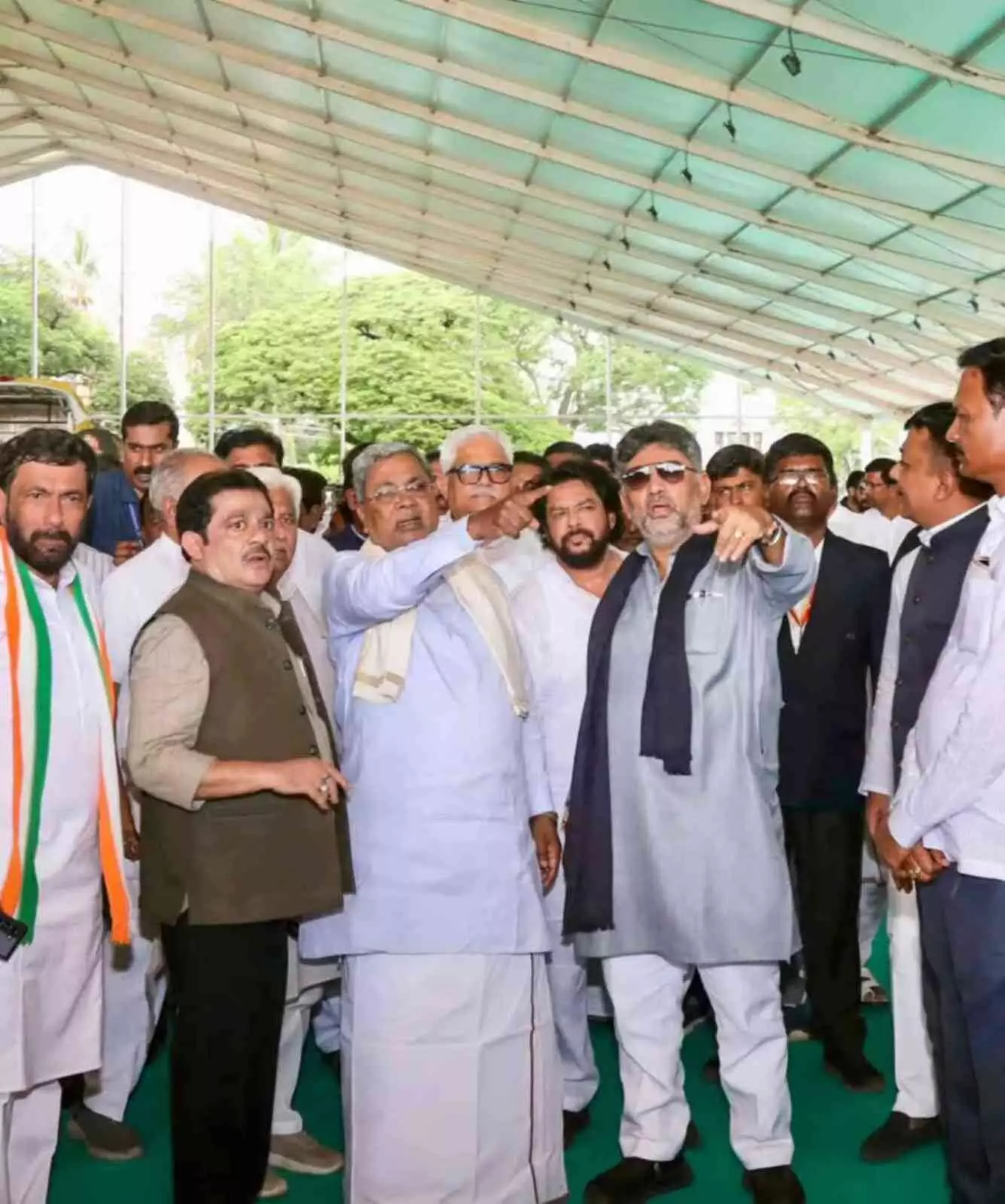 కర్ణాటక కేబినెట్ పునర్వ్యవస్థీకరణపై మంత్రి పరమేశ్వర ఏమన్నారు? కర్ణాటక కేబినెట్ పునర్వ్యవస్థీకరణపై మంత్రి పరమేశ్వర ఏమన్నారు?